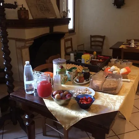 Guest house Agriturismo Loghino Caselle