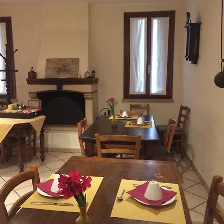 Agriturismo Loghino Caselle 3* San Giorgio di Mantova